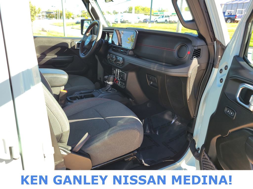 Used 2024 Jeep Wrangler Unlimited Rubicon image 50