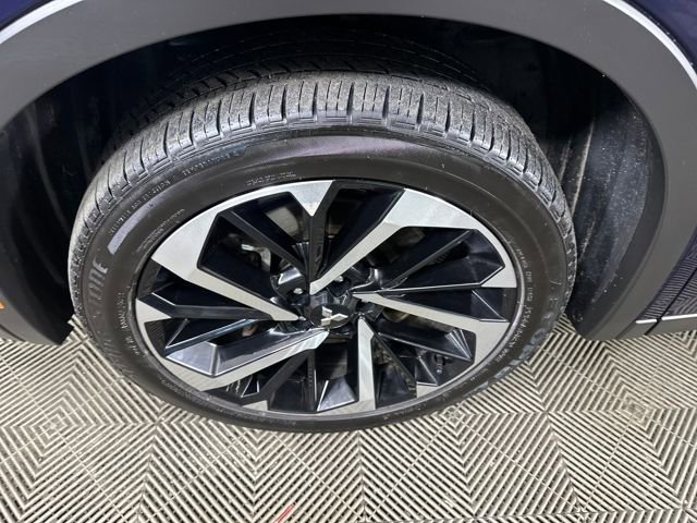 Used 2024 Mitsubishi Outlander SE Black Edition image 10