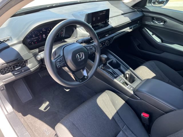Certified 2025 Honda Accord SE image 4