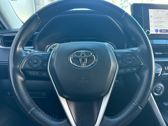 Used 2024 Toyota Venza LE AWD/4WD image 27