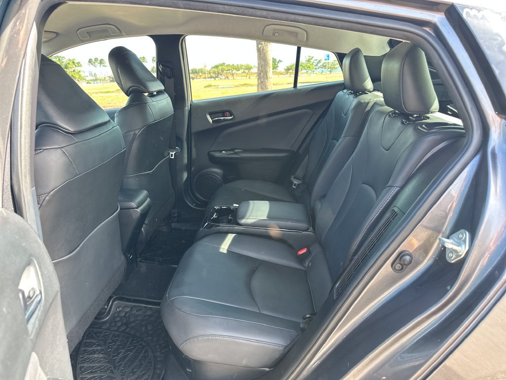 Used 2018 Toyota Prius Prime Advanced FWD image 19