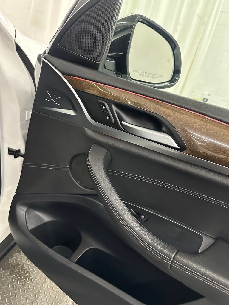 Used 2018 BMW X3 xDrive30i w/ Premium Package AWD/4WD image 32
