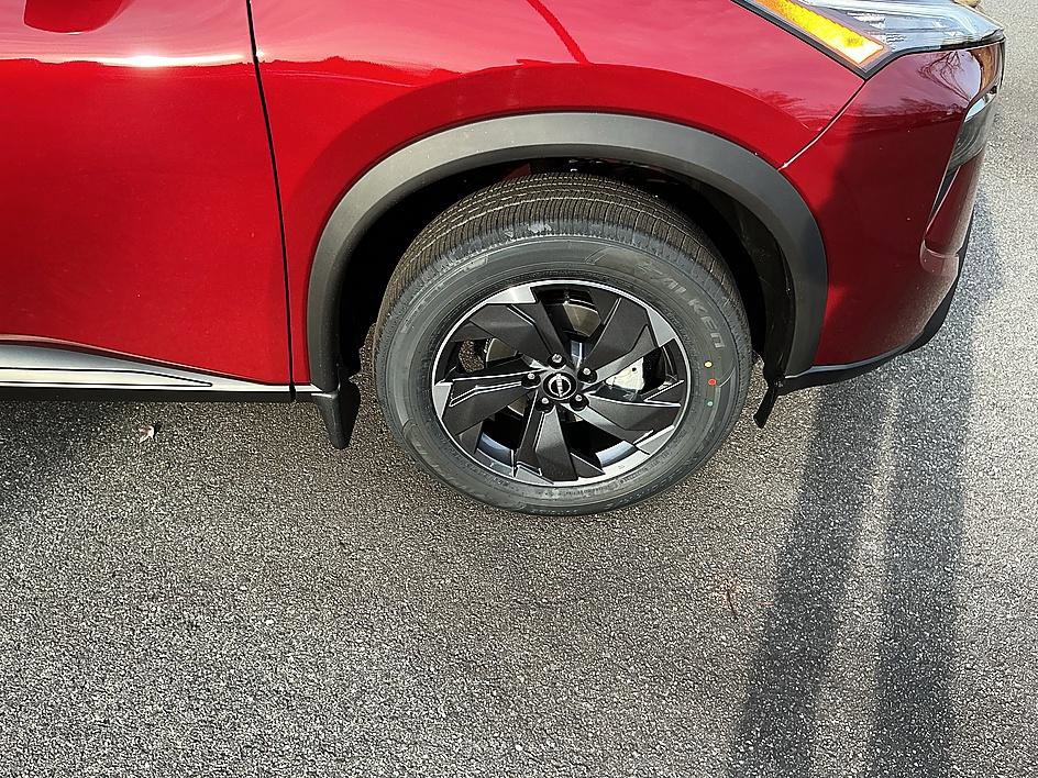 New 2026 Nissan Rogue SV image 9