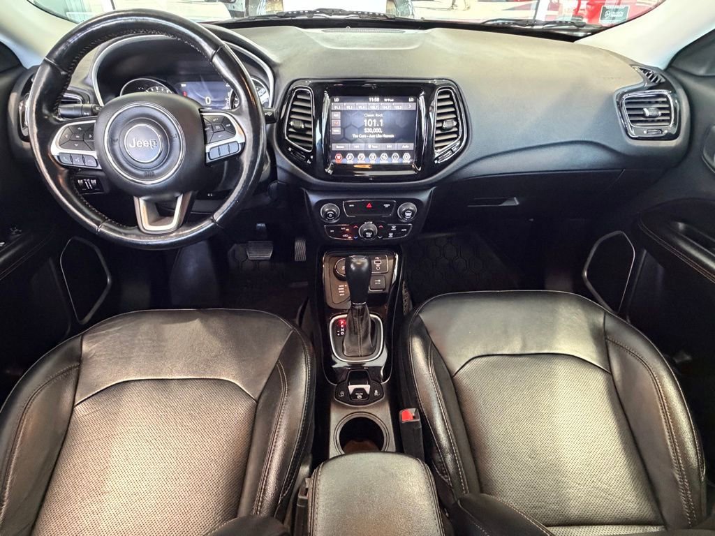 Used 2020 Jeep Compass Limited w/ Rear Convenience Group AWD/4WD image 32
