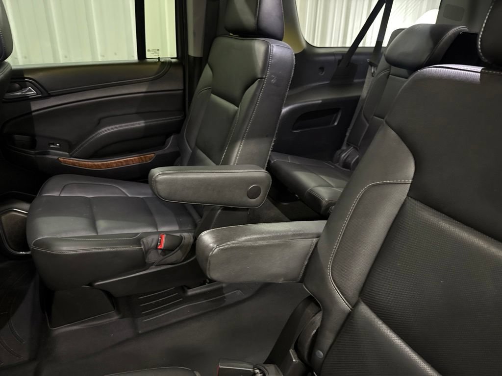 Used 2018 Chevrolet Suburban Premier AWD/4WD image 15