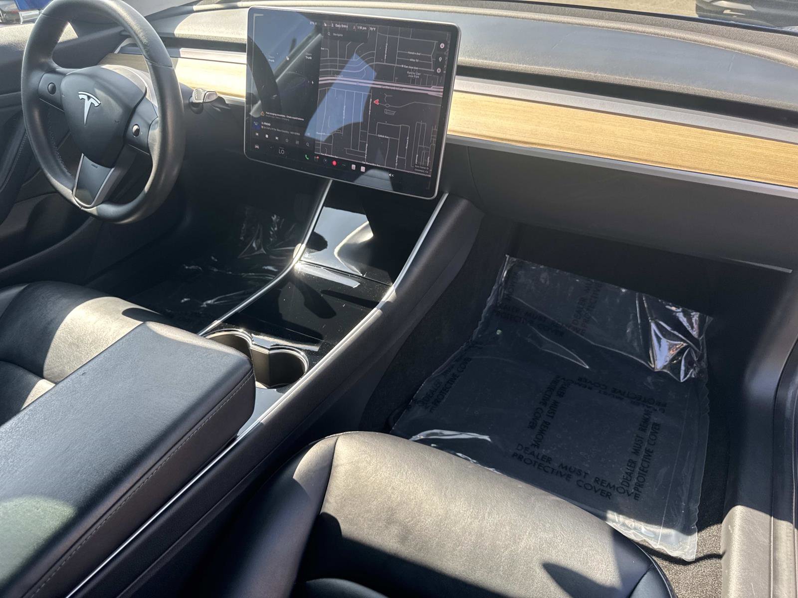 Used 2020 Tesla Model 3 Standard Range Plus image 23