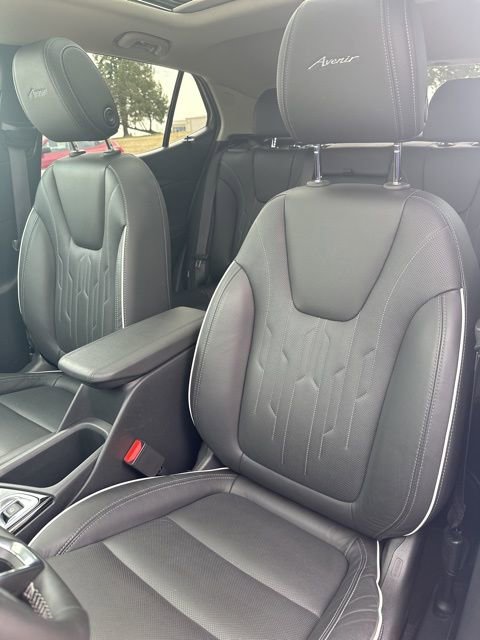 Used 2025 Buick Encore GX Avenir w/ Avenir Technology Package AWD/4WD image 41