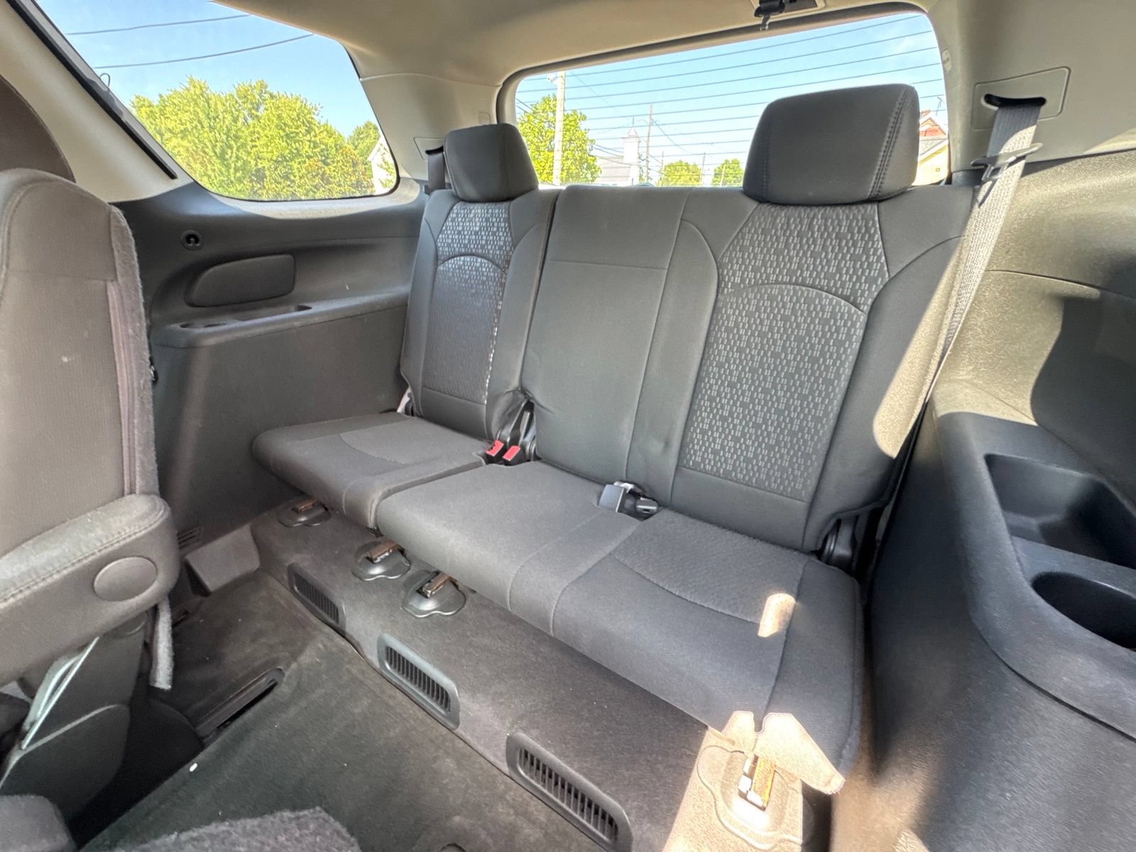 Used 2009 GMC Acadia SLE FWD image 23
