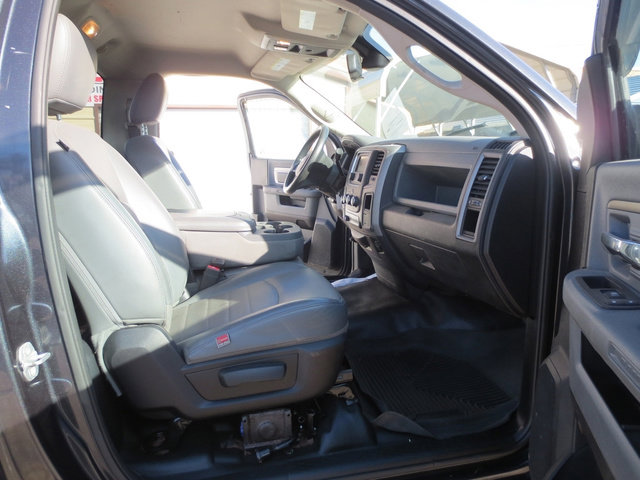 Used 2015 RAM 3500 Tradesman w/ Chrome Appearance Group image 8