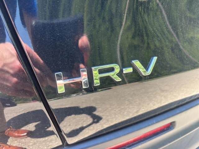 Used 2023 Honda HR-V LX image 13