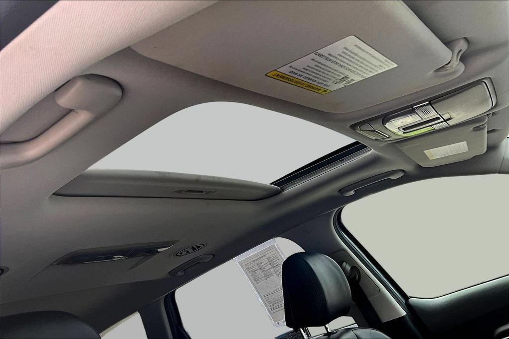 Used 2020 Kia Telluride S FWD image 26