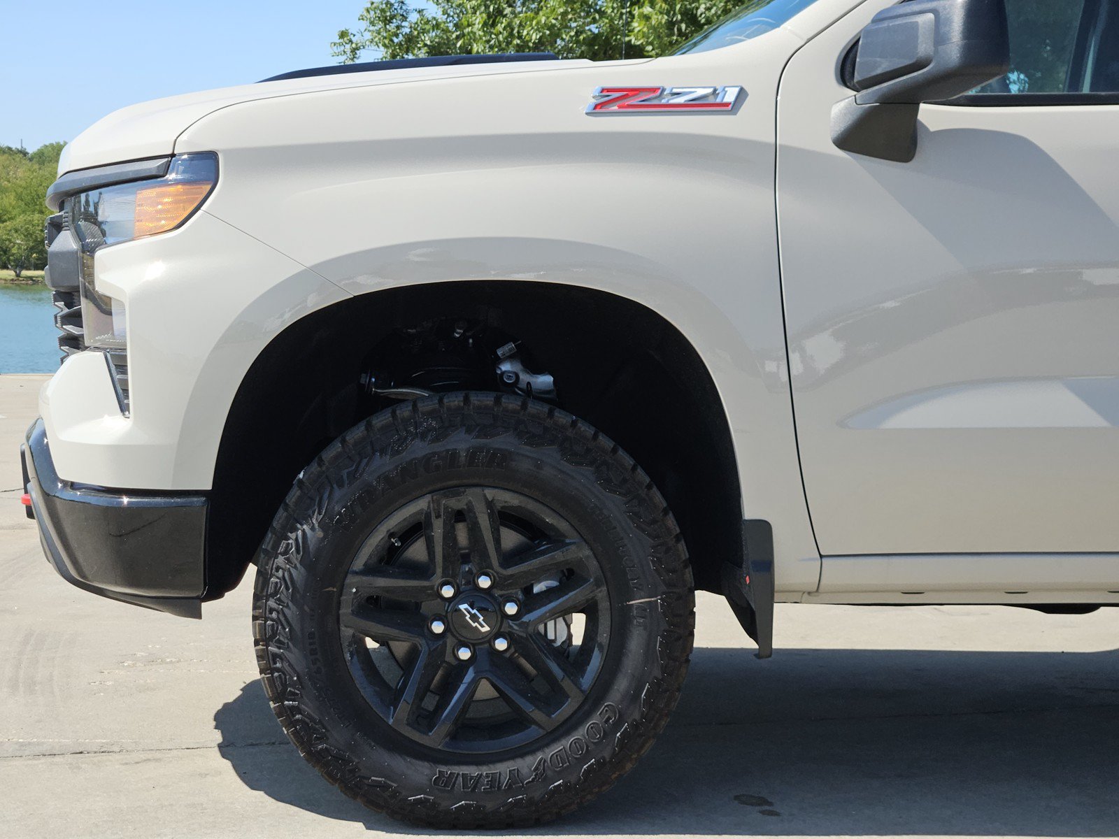 New 2026 Chevrolet Silverado 1500 Custom Trail Boss AWD/4WD image 6