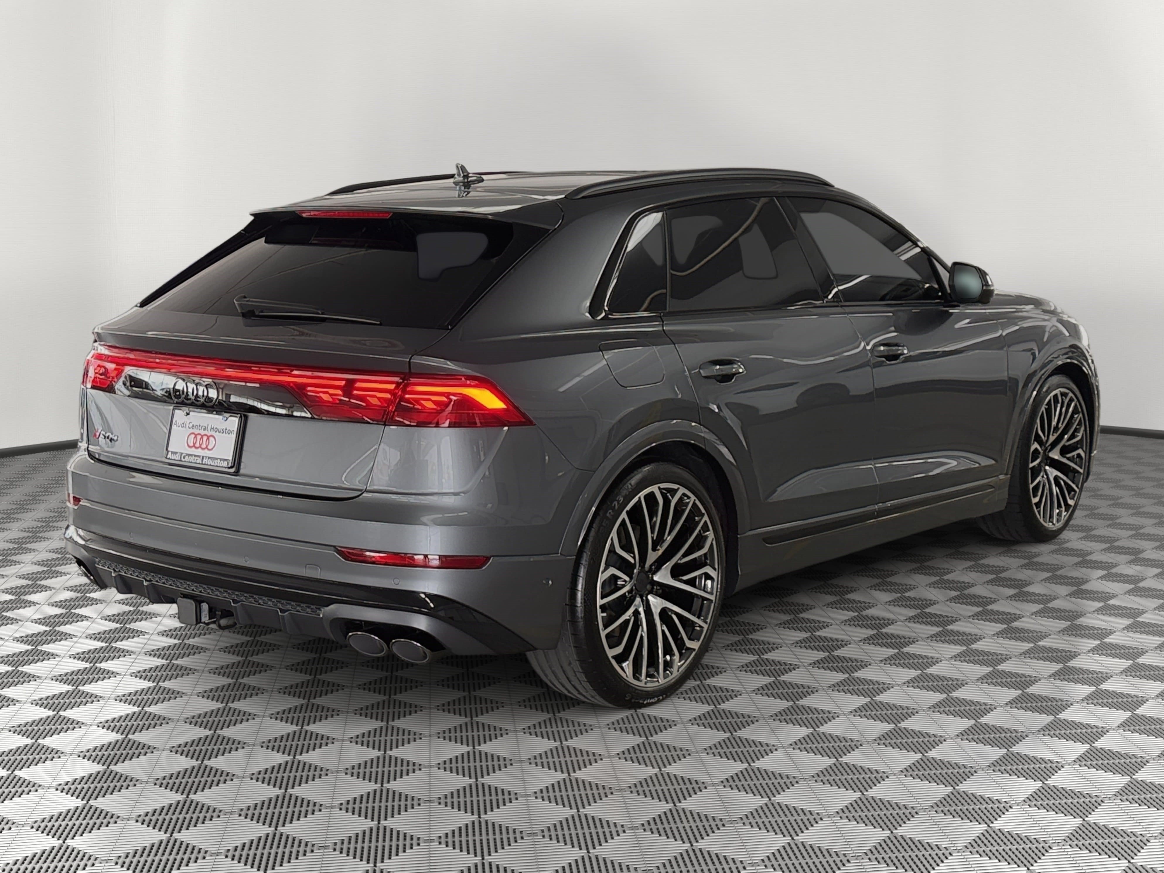 New 2026 Audi SQ8 Prestige AWD/4WD image 9