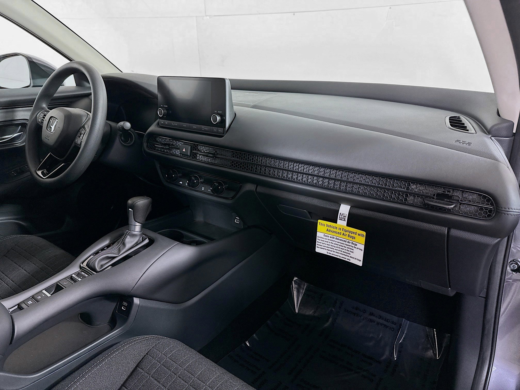 Certified 2025 Honda HR-V LX image 27