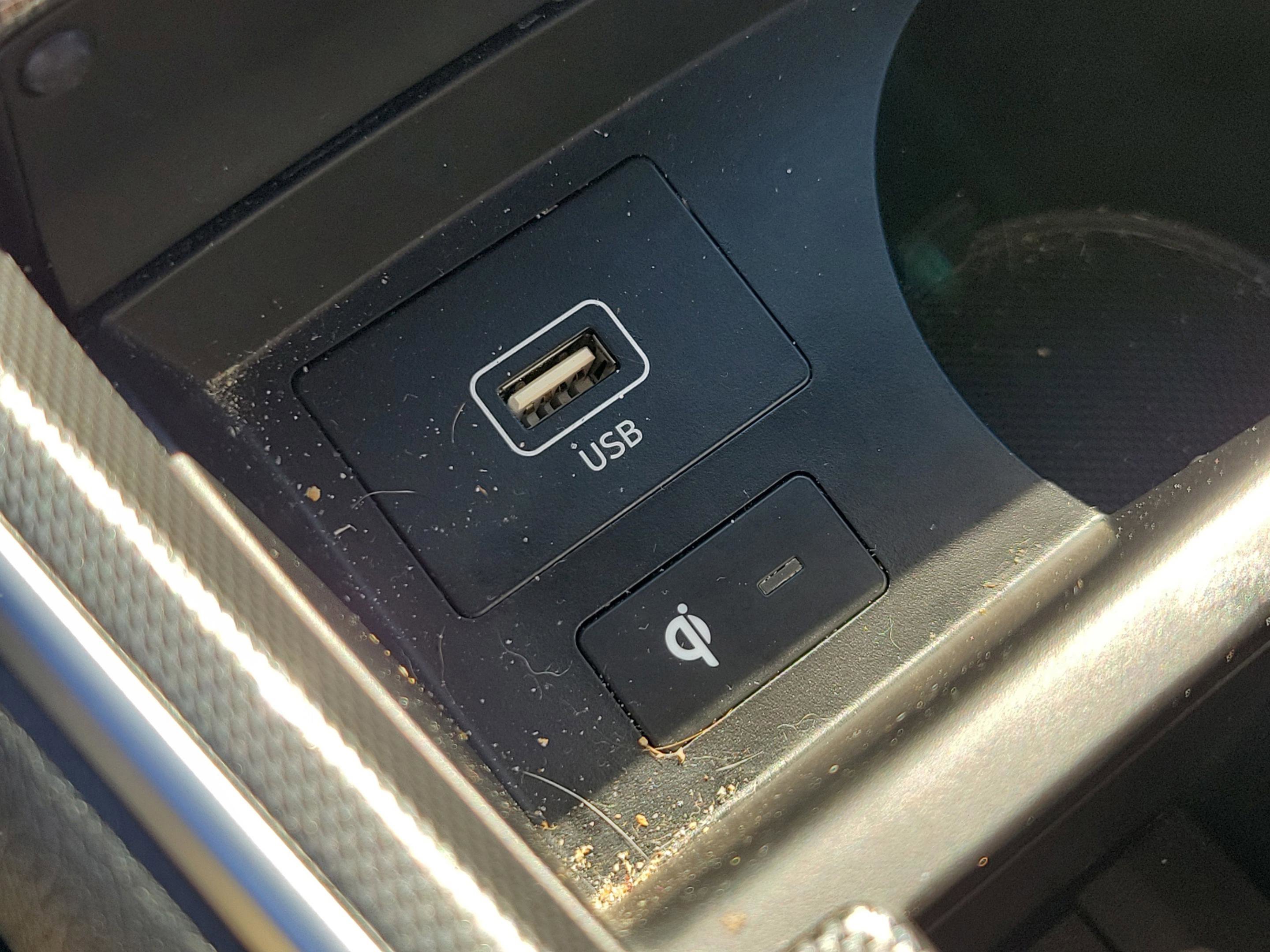 Certified 2023 Hyundai Santa Fe SEL w/ Cargo Package image 28