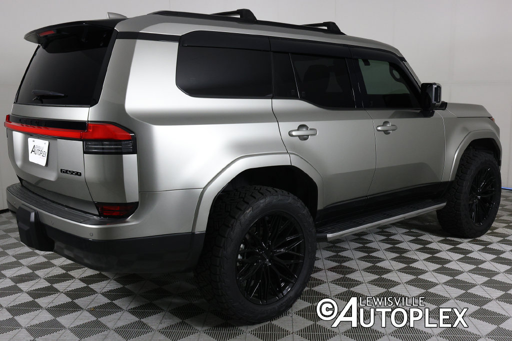 Used 2026 Lexus GX 550 w/ Accessory Package (2T) AWD/4WD image 5