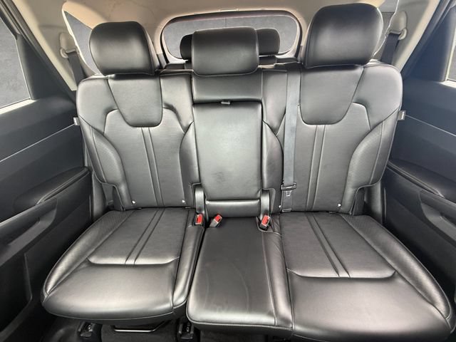 Used 2024 Kia Sorento S FWD image 22