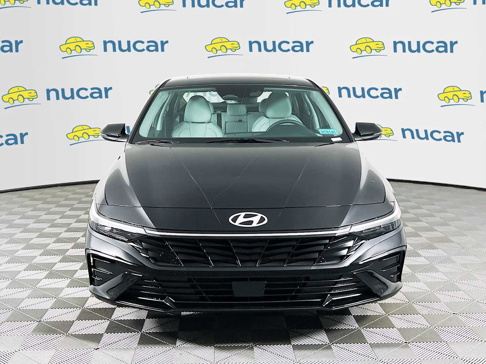 Used 2025 Hyundai Elantra Limited image 2