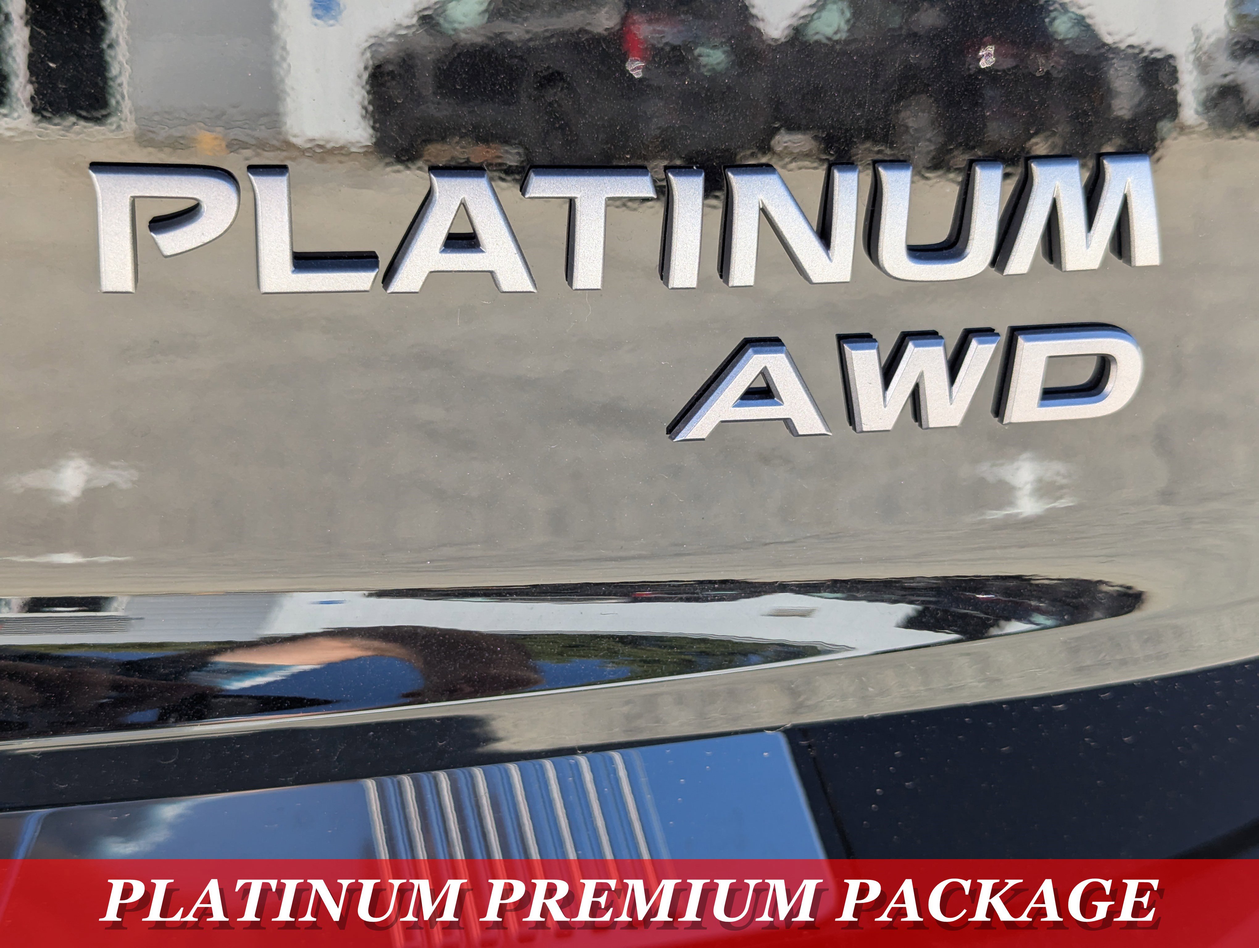 New 2026 Nissan Rogue Platinum image 9