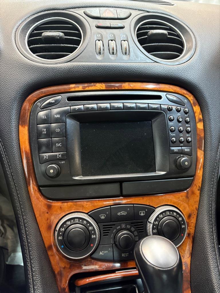 Used 2003 Mercedes-Benz SL 500 image 21