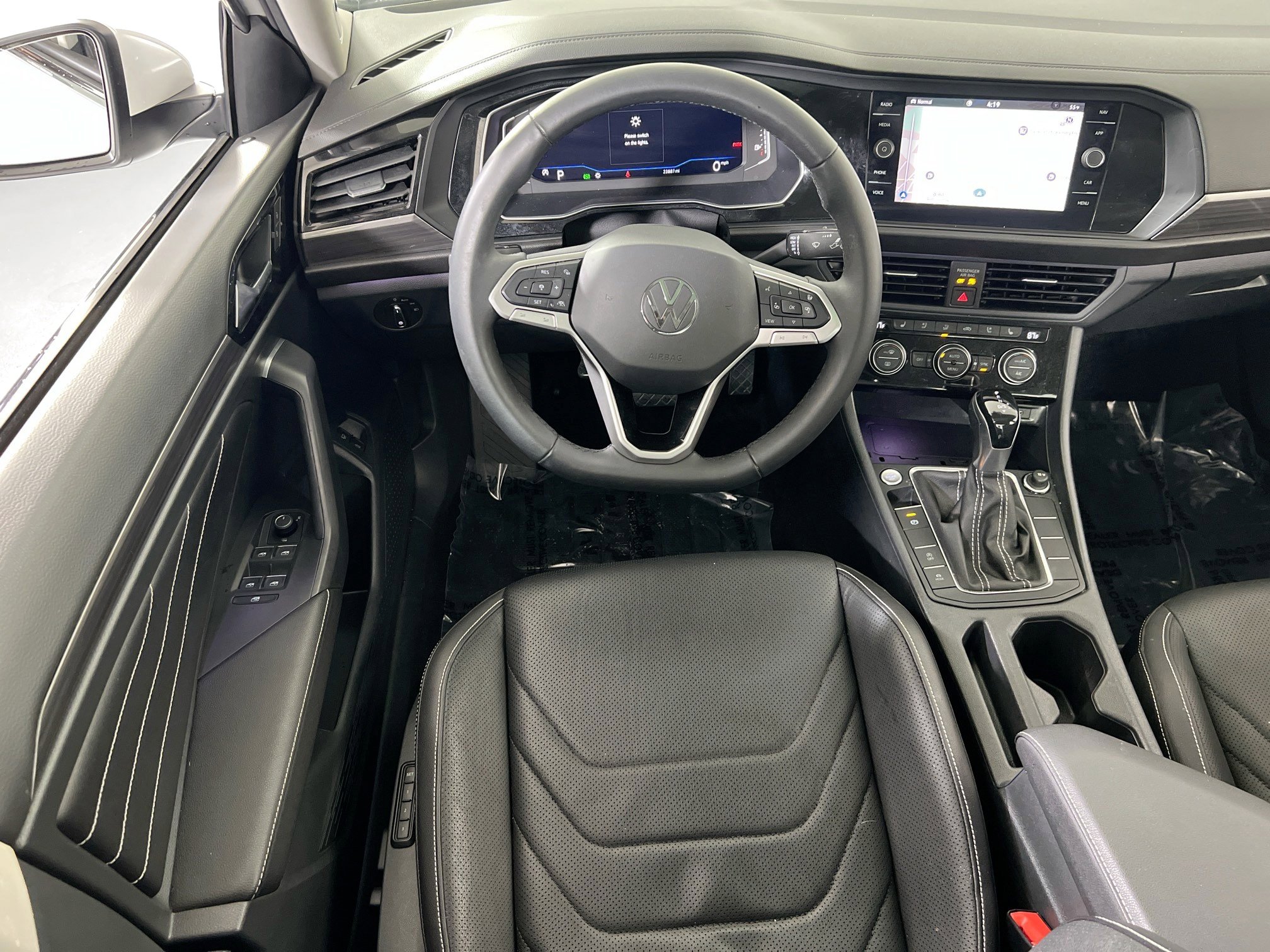 Used 2022 Volkswagen Jetta SEL image 23