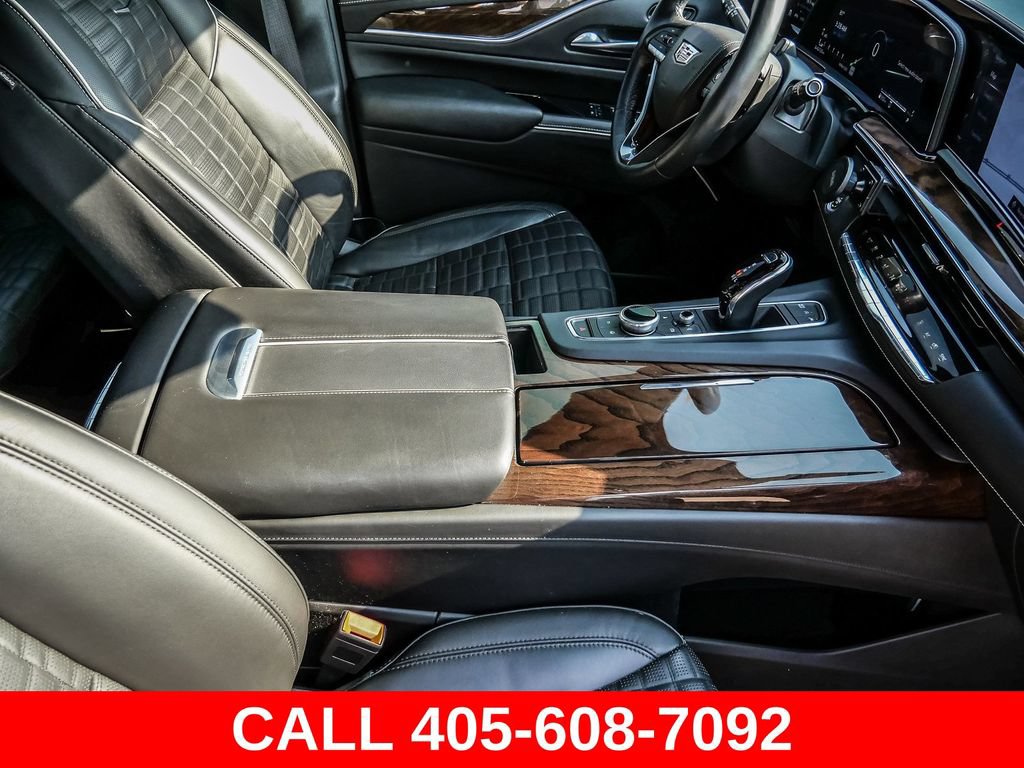 Used 2023 Cadillac Escalade Premium Luxury Platinum w/ LPO, Radiant Package AWD/4WD image 18
