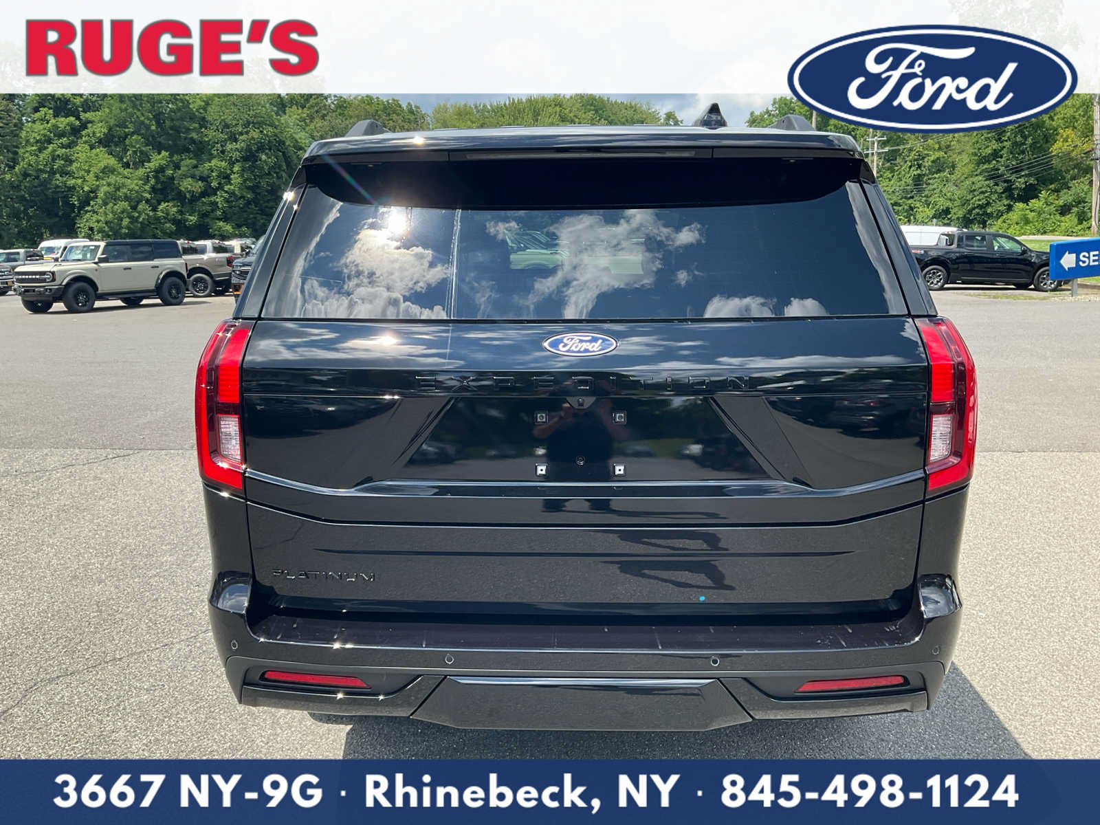 New 2027 Ford Expedition Platinum w/ Stealth Performance Package AWD/4WD image 4