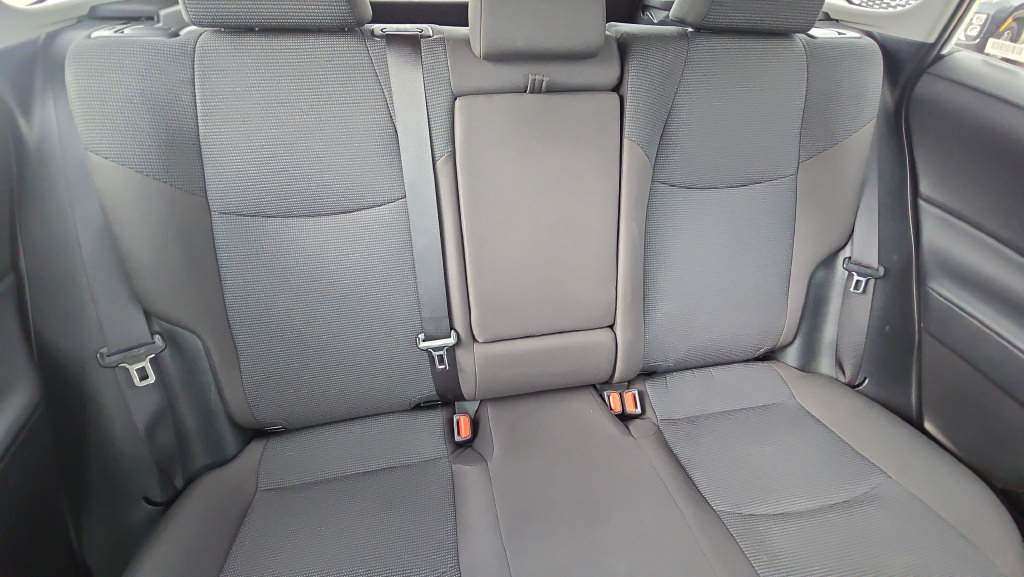 Used 2025 Toyota RAV4 LE AWD/4WD image 10