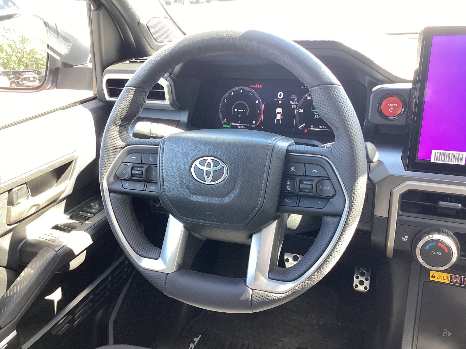 Used 2025 Toyota Tacoma TRD Sport image 18