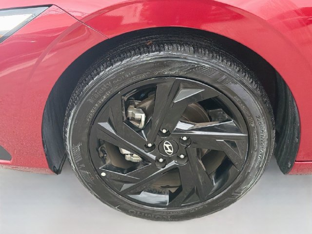 Certified 2026 Hyundai Elantra Sport FWD image 31