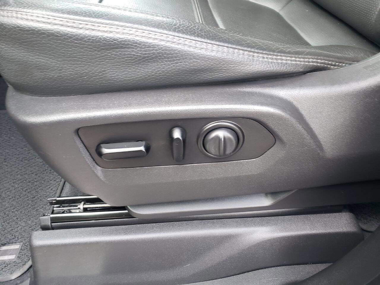 Used 2020 GMC Sierra 2500 Denali w/ Gooseneck/5TH Wheel Package image 33