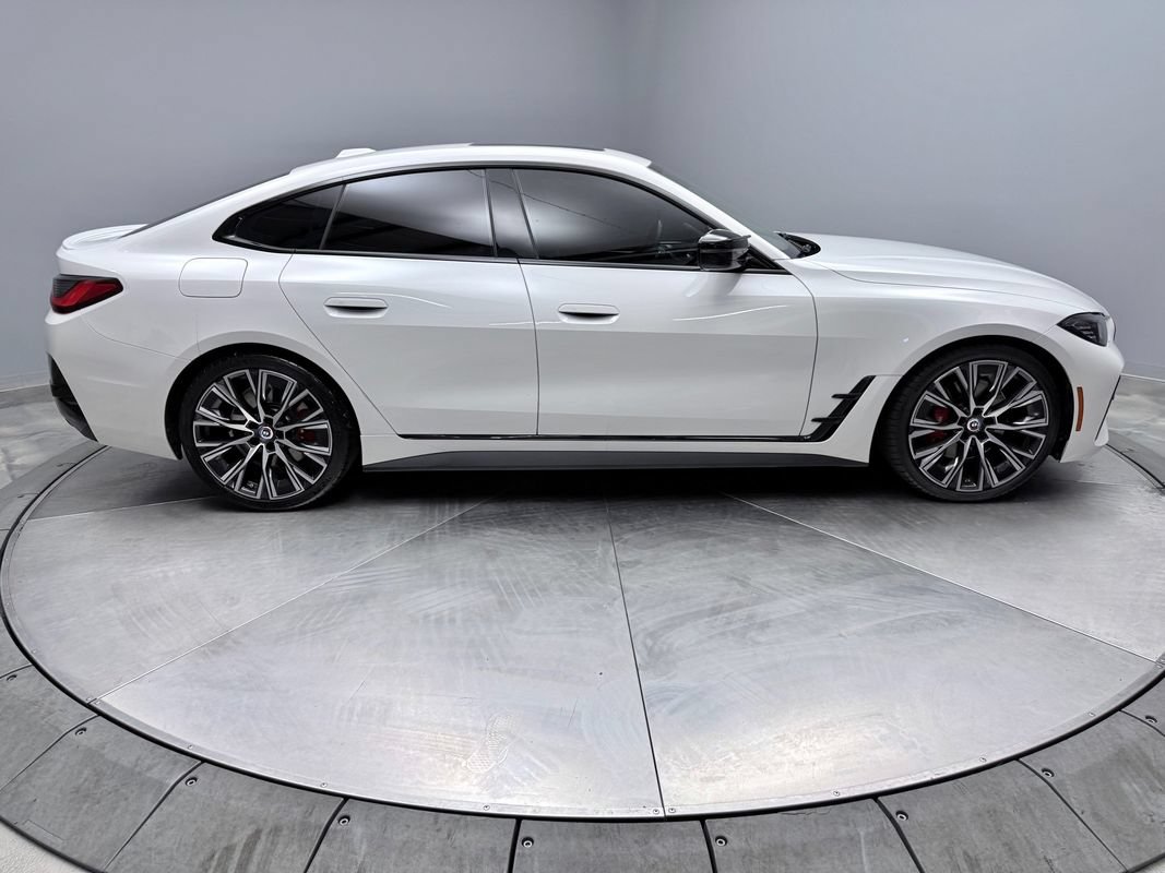 Used 2022 BMW M440i xDrive Gran Coupe w/ Shadowloine Package AWD/4WD image 4