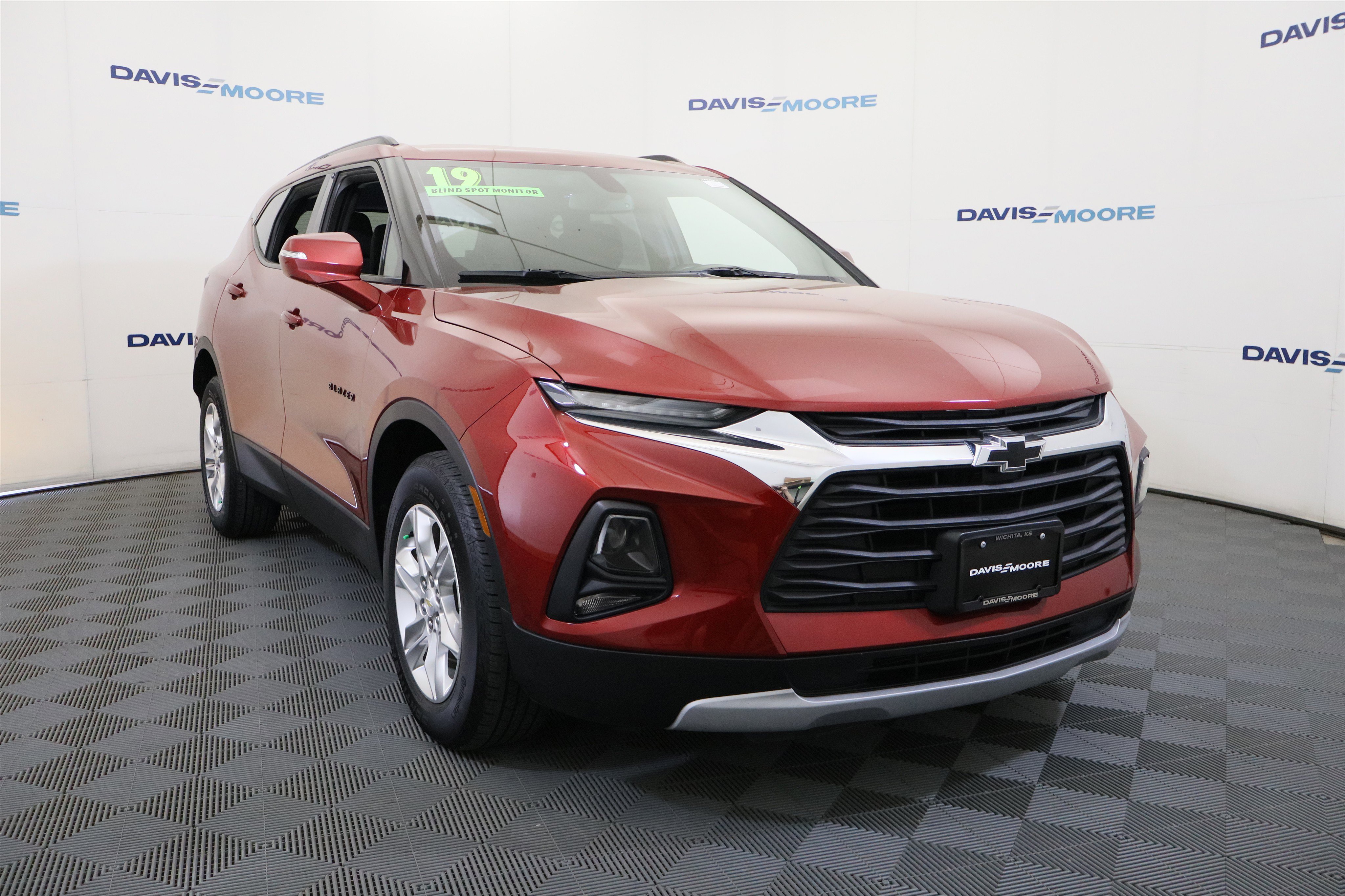 Used 2019 Chevrolet Blazer LT image 3