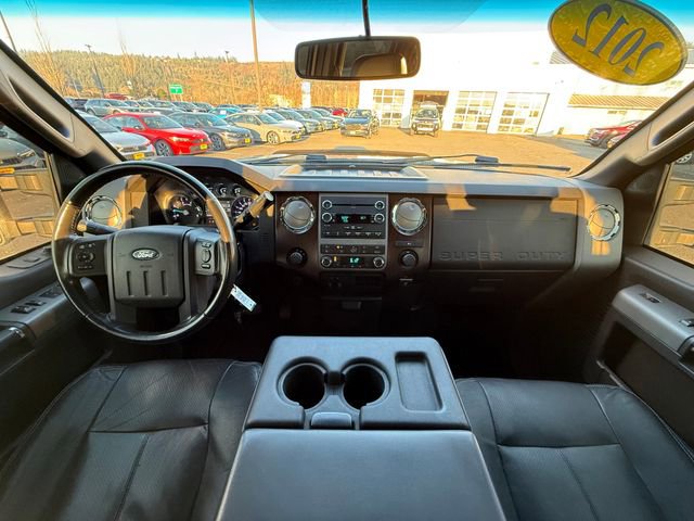 Used 2012 Ford F250 Lariat w/ Lariat Interior Pkg image 12