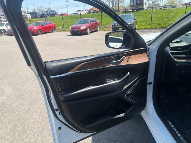 Used 2023 Jeep Grand Cherokee L Summit w/ Advanced Protech Group IV image 36