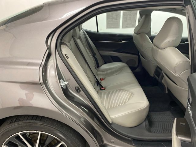 Used 2022 Toyota Camry SE AWD/4WD image 33
