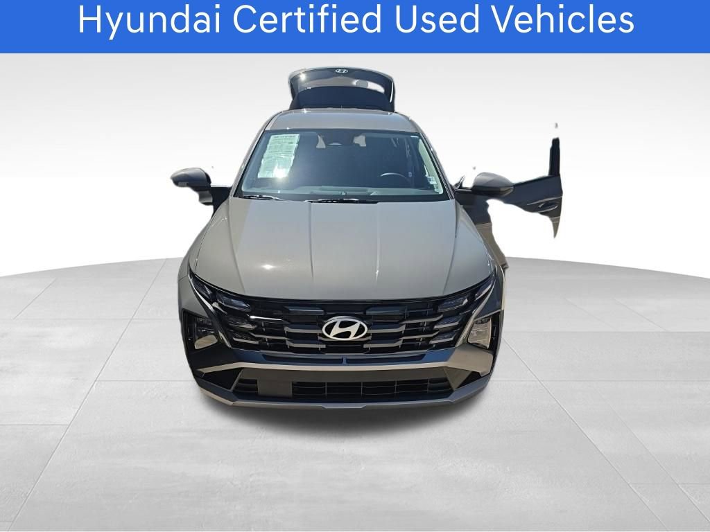 Certified 2025 Hyundai Tucson SE FWD image 11