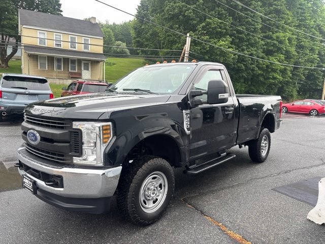 Used 2018 Ford F250 XL w/ Power Equipment Group AWD/4WD image 3