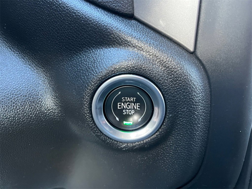 Used 2022 Chevrolet Silverado 1500 Custom image 14