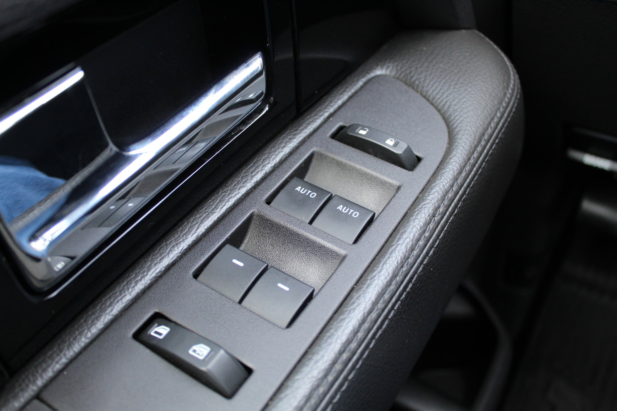 Used 2014 Ford F150 Limited AWD/4WD image 29