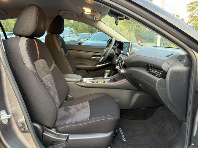Used 2021 Nissan Sentra SR FWD image 17