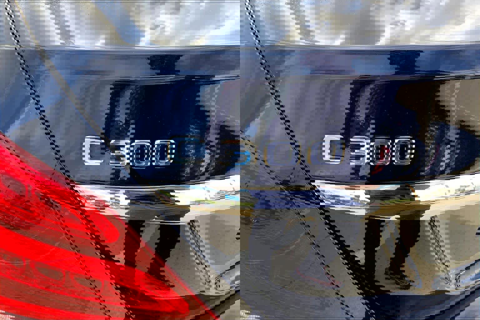 Used 2018 Mercedes-Benz C 300 Sedan image 10