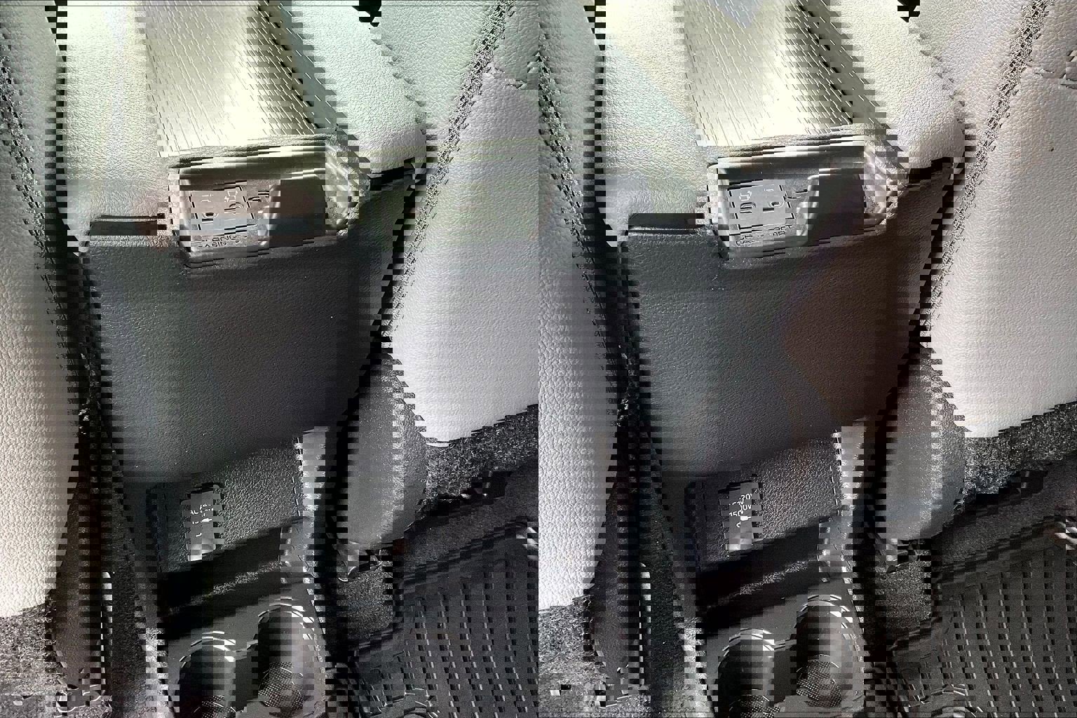 Used 2025 Toyota Sienna XLE w/ XLE Plus Package image 33