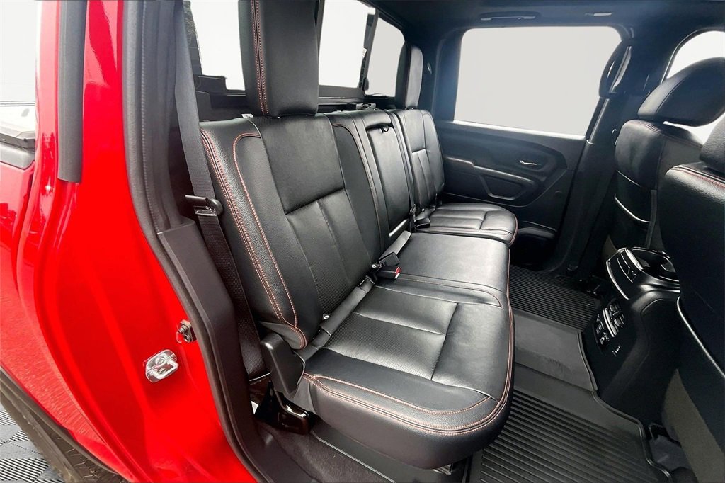 Used 2024 Nissan Titan PRO-4X w/ Pro-4x Convenience Package image 27