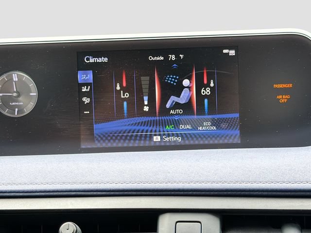 Used 2019 Lexus UX 200 w/ Premium Package FWD image 33