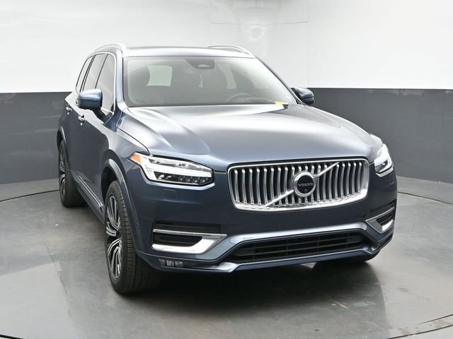 Used 2023 Volvo XC90 B5 Plus w/ Protection Package Premier AWD/4WD image 2