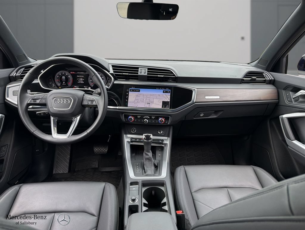 Used 2025 Audi Q3 2.0T Premium Plus w/ Premium Plus Package AWD/4WD image 7