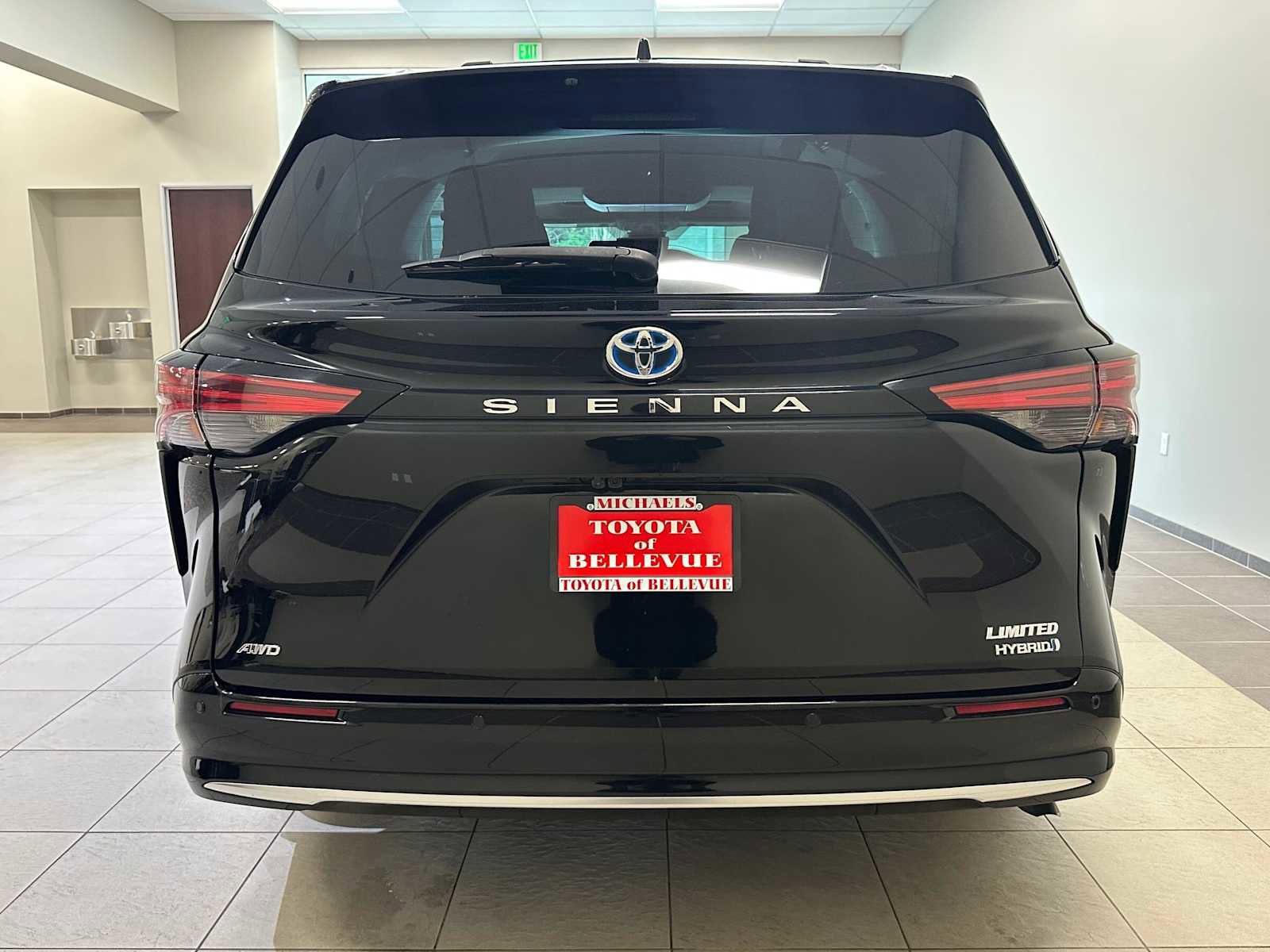Certified 2021 Toyota Sienna Limited image 5