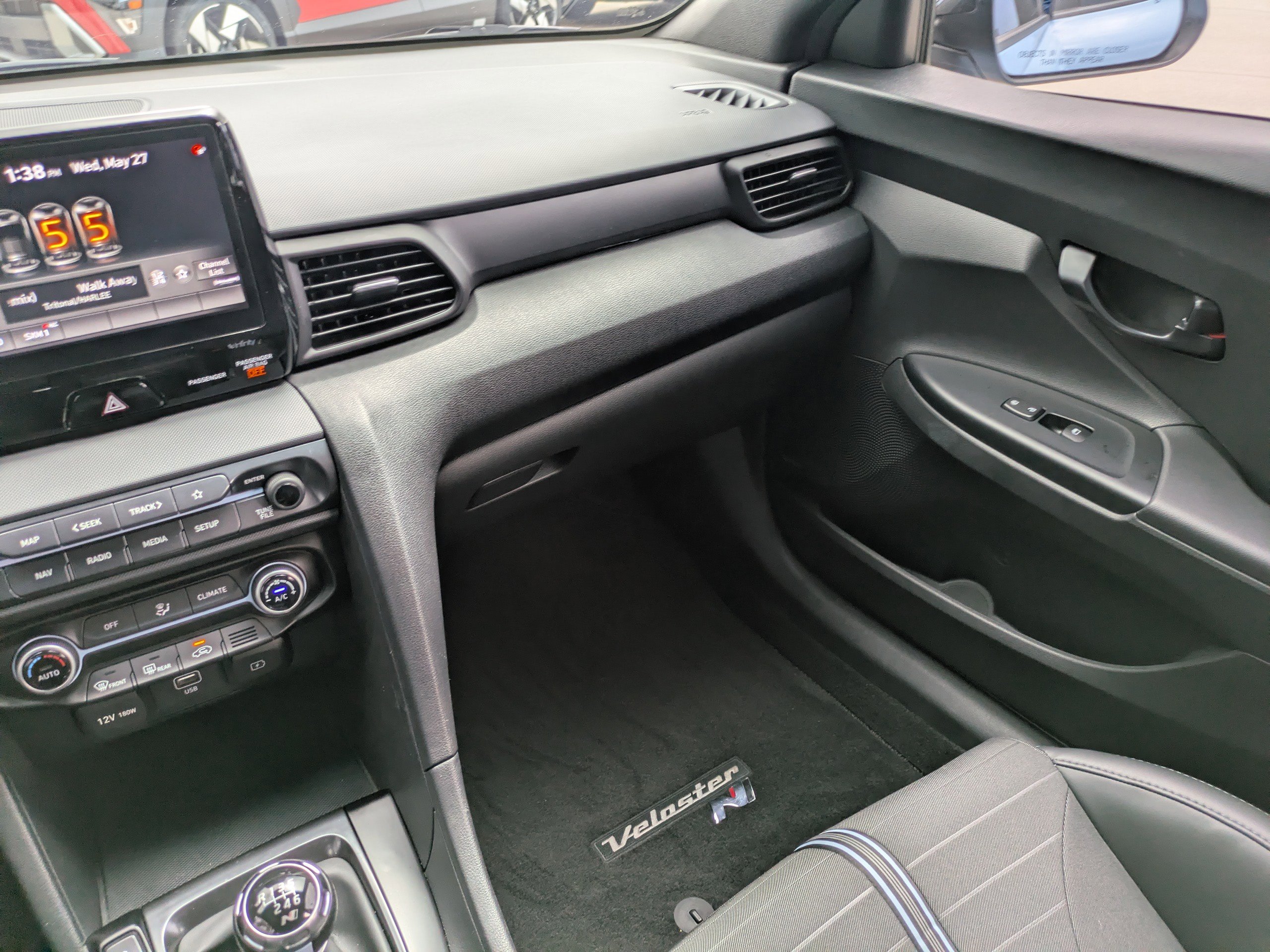 Certified 2022 Hyundai Veloster N FWD image 15
