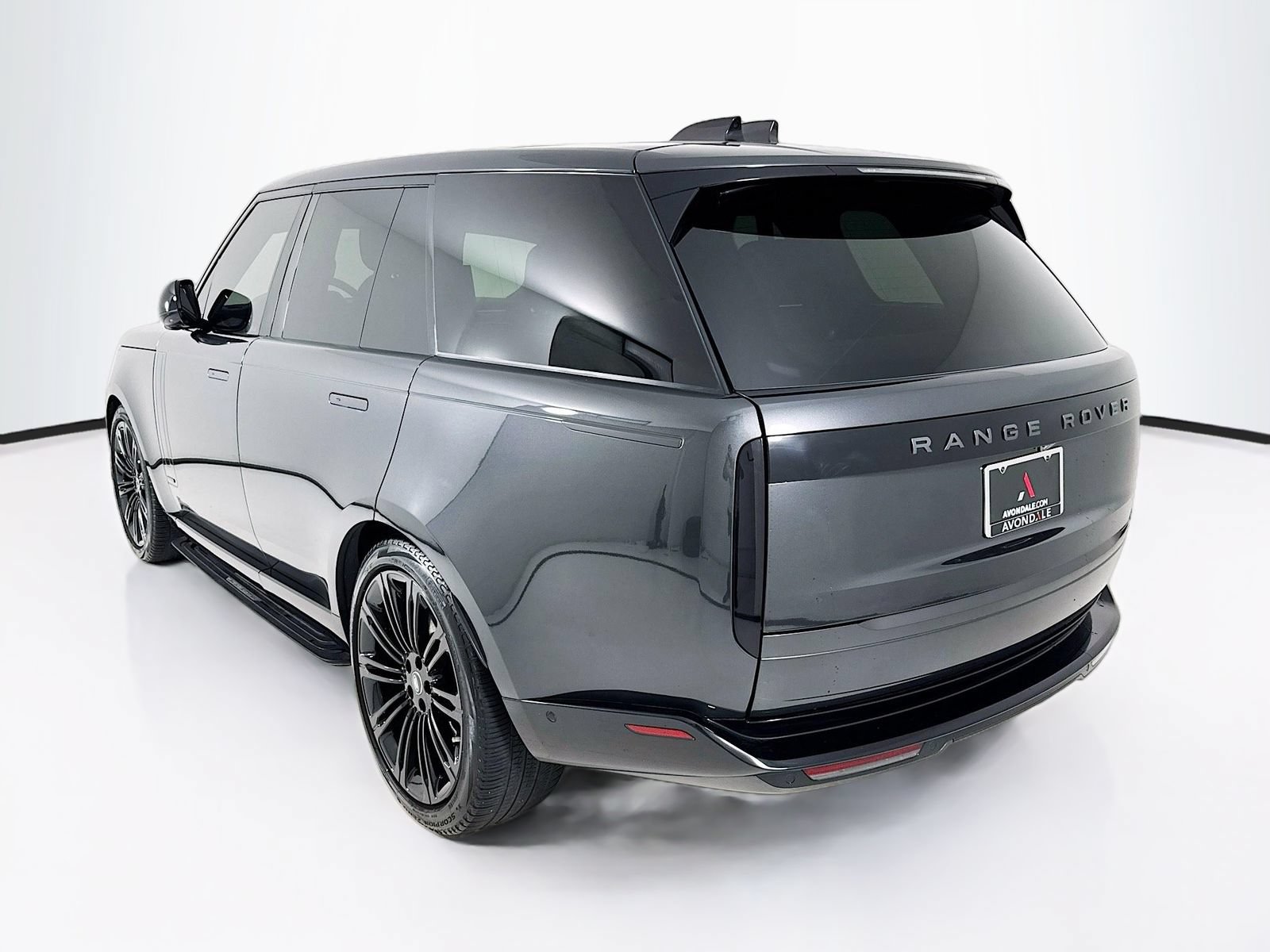 Used 2024 Land Rover Range Rover Autobiography AWD/4WD image 6